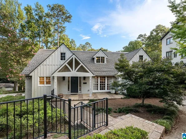 2905 Virginia Rd, Mountain Brook, AL 35223