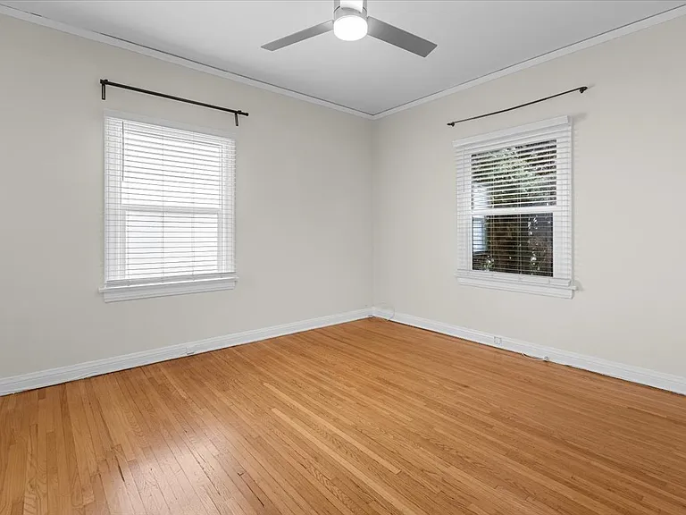 429 N Gardner St #431.5 — Photo 17