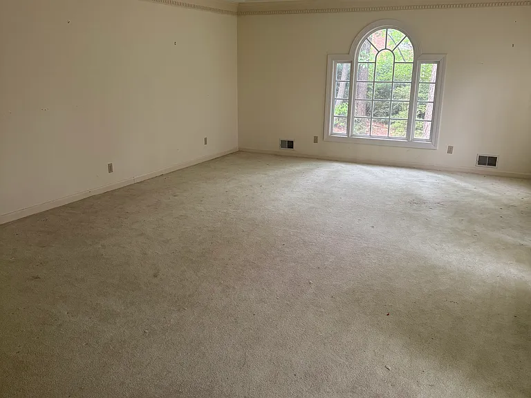2301 Bermuda Hills Rd — Photo 9