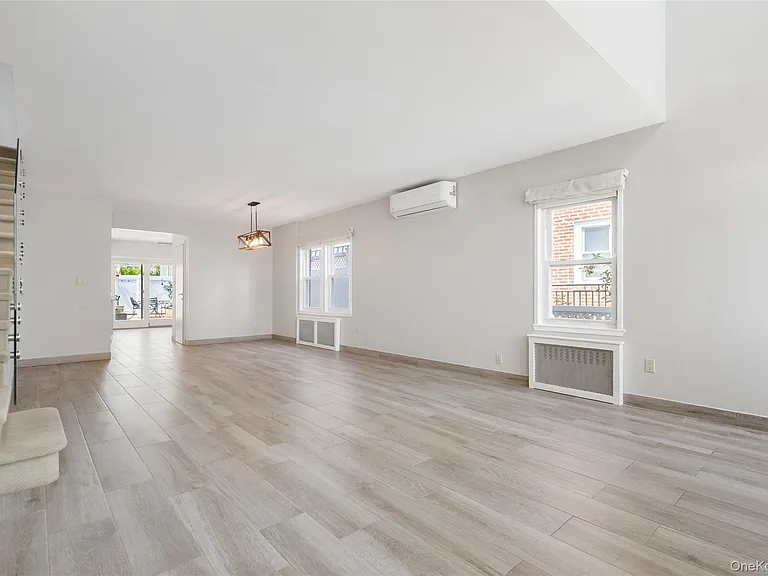 191 Beach 140th St — Photo 25