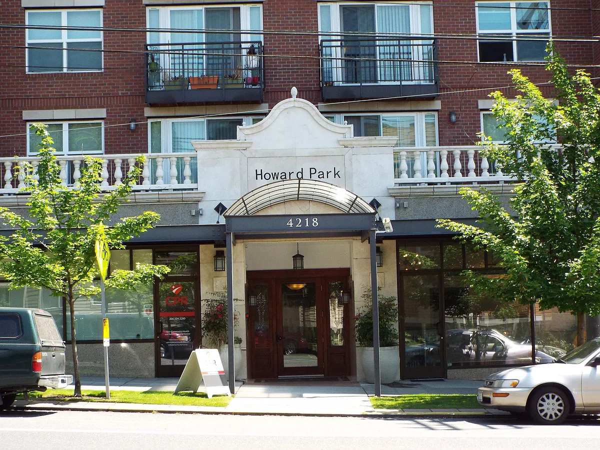Building Photo - Howard Park Apartments