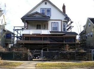 154 Oak Grove Ave, Springfield, MA 01109