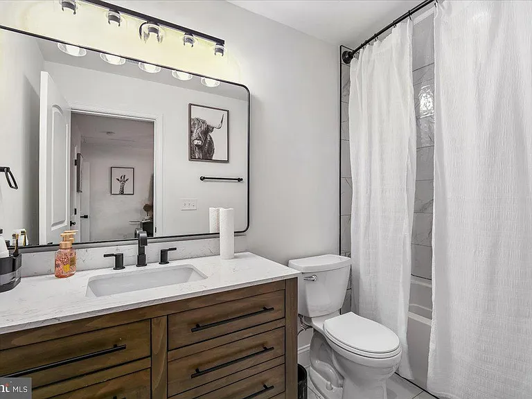 743 Seneca Dr — Photo 26