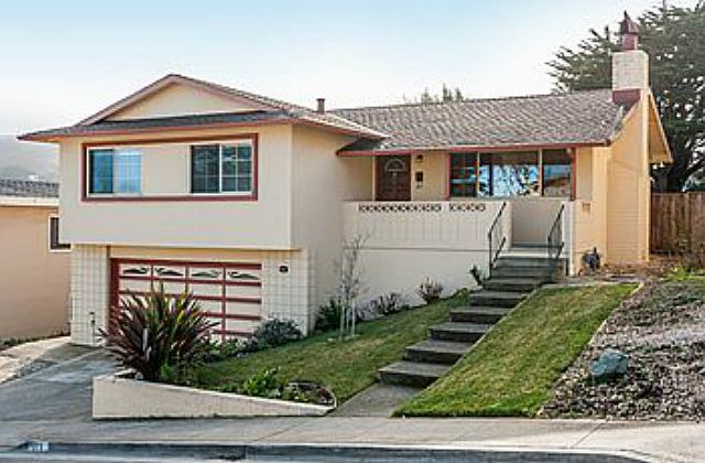 2nd image of 111 Castleton Way