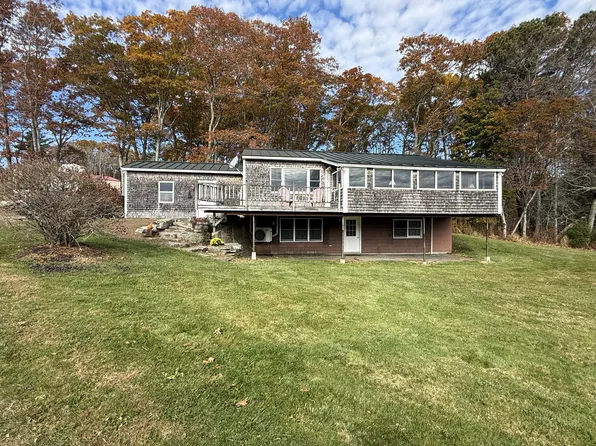 32 Tibbetts Rd, Round Pond, ME 04564