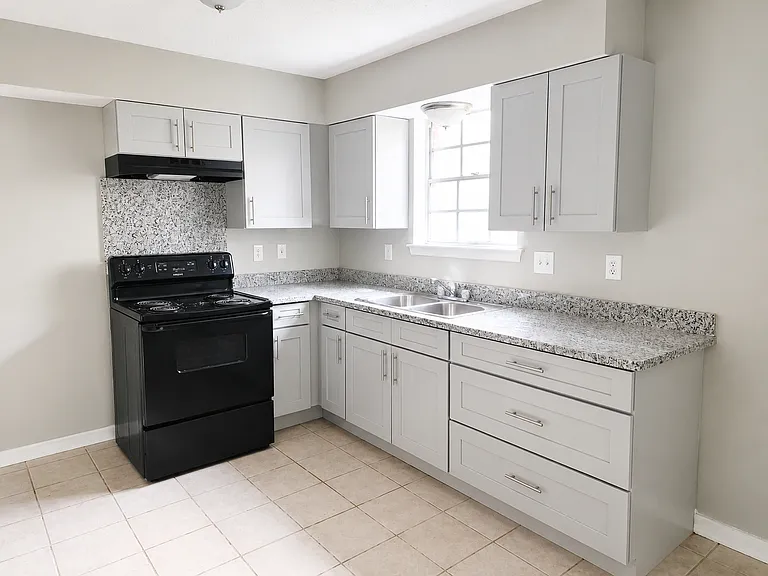 1017 Tallow Tree Ln #1019 — Photo 2