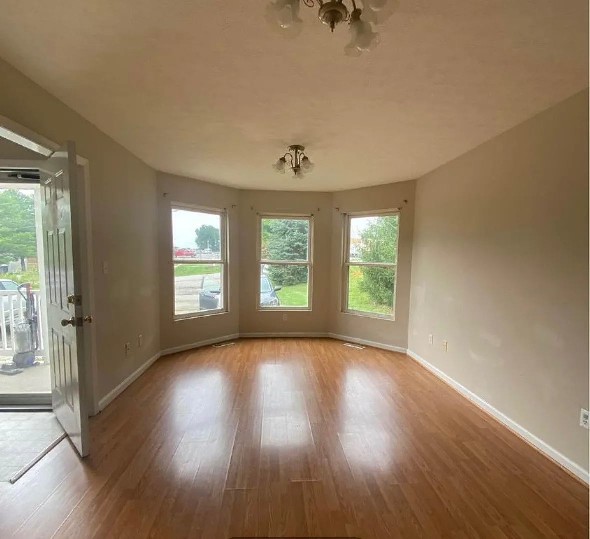 150 Warren St — Photo 3