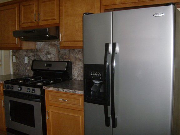 4th image of 6234 Parker Dr