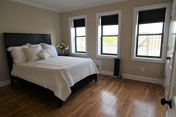 Rented by Sorelle Realty Group, LLC | media 30