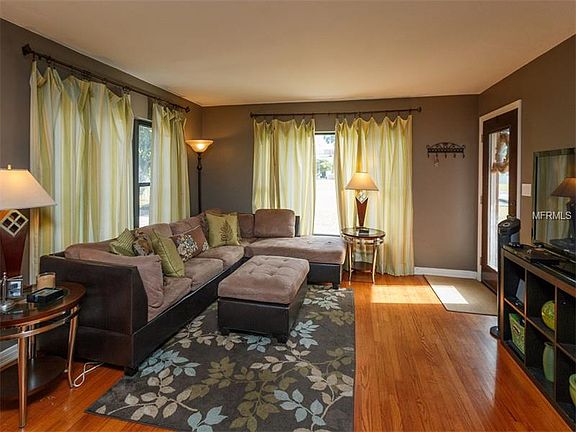 2nd image of 231 Blossom Ln