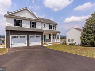 309 Pierson Rd, Lititz, PA 17543