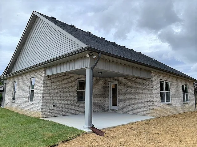 547 Preserve Cir — Photo 16