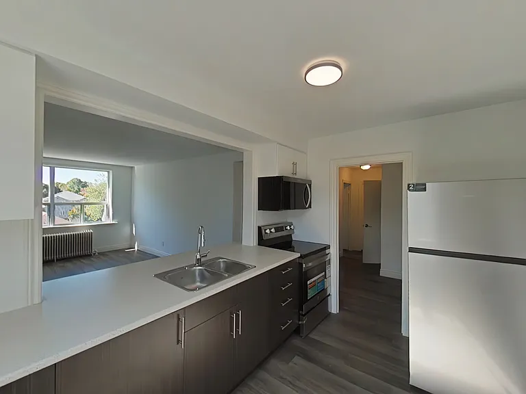 3 Drexel Rd — Photo 2