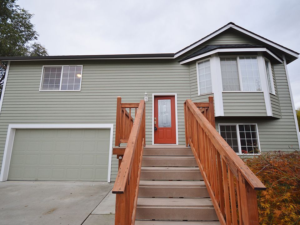 1st image of 1705 Lincoln Park Cir