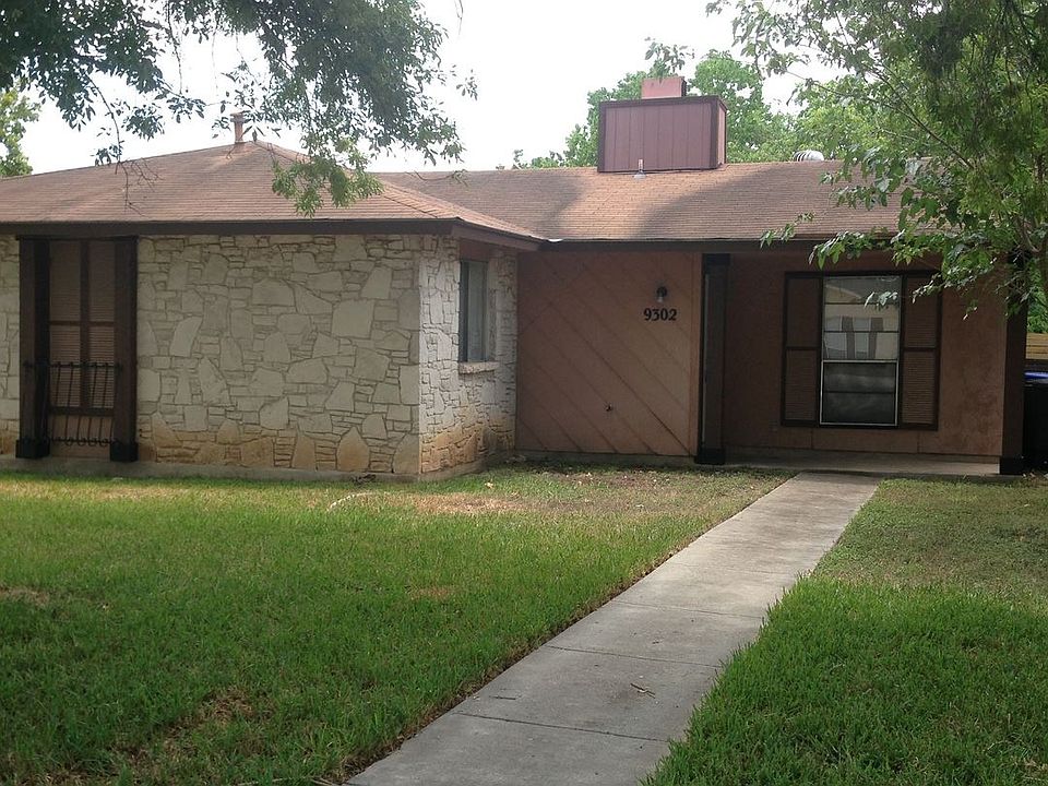 1st image of 9302 Cliff Way St