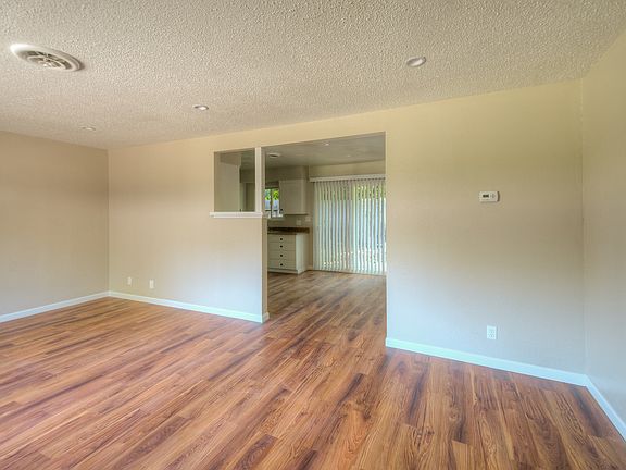 2nd image of 259 Rio Lindo Ave APT 16