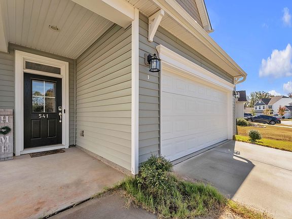 3rd image of 541 Pollyanna Dr