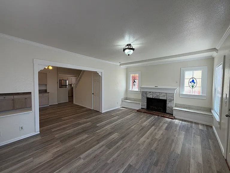 2948 B St — Photo 4
