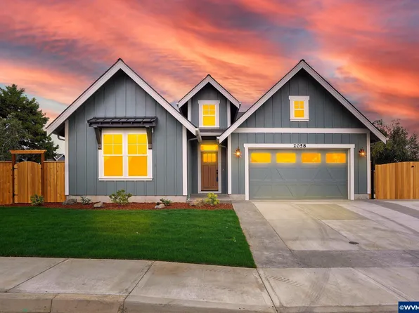2058 SE Arrowwood Ave, Dallas, OR 97338