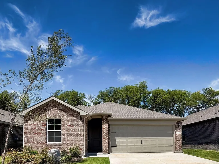 4322 Carnation Dr — Photo 1