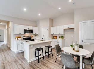 Decarsky Villas, Derby, KS 67037