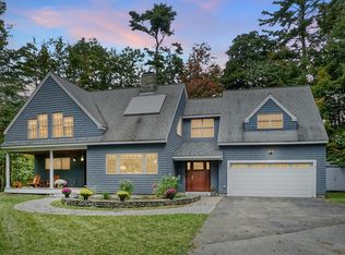 7 Plumwood Way, Falmouth, ME 04105