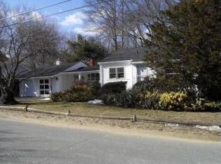 7 Meaders Ln, Salisbury, MA 01952