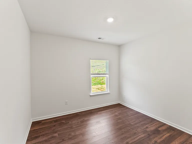 First Floor, BR-1