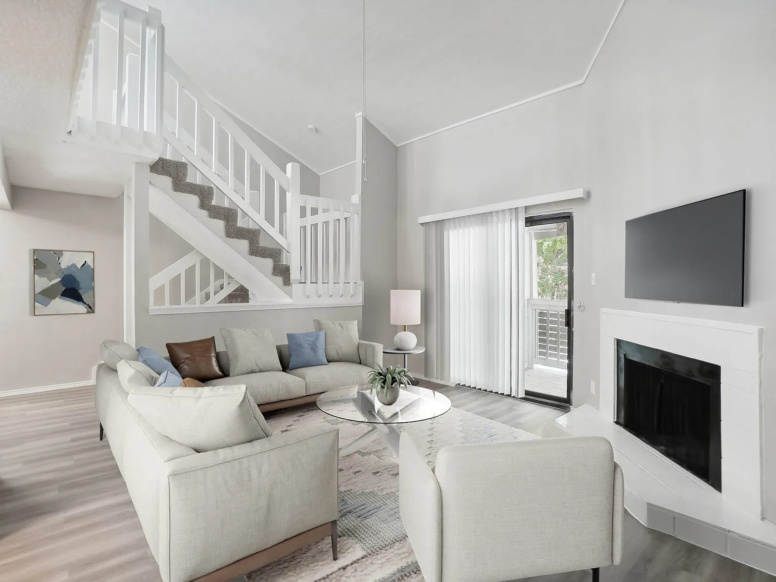 Avalon Villas — Photo 1