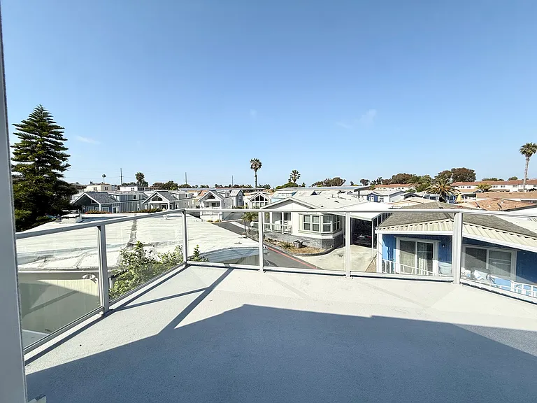 Surf City Beach Cottages — Photo 53