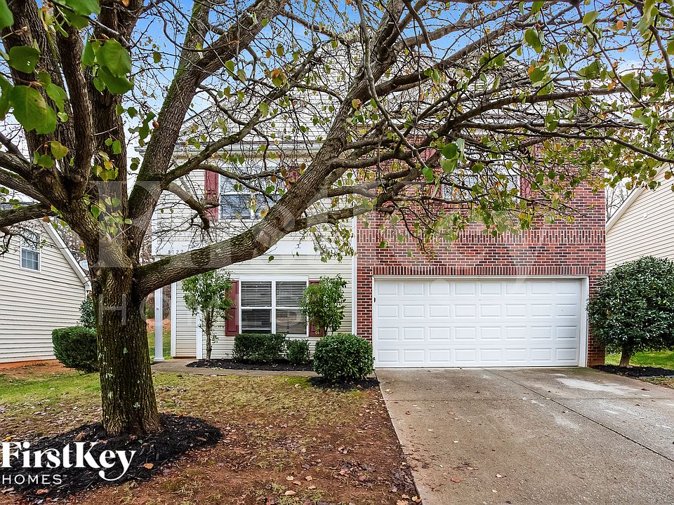 1st image of 8122 Chatham Oaks Dr