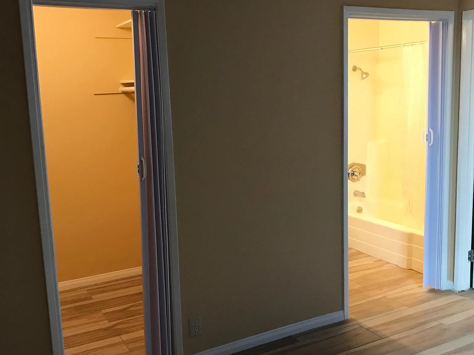 8805 Mira Mesa Blvd — Photo 3