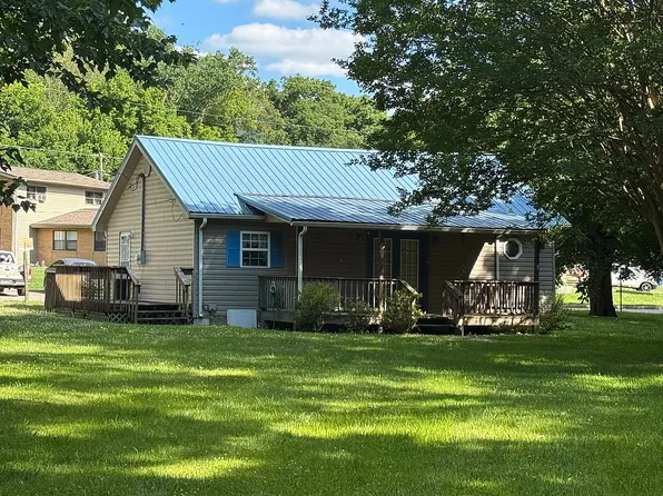 986 Plum St, Jellico, TN 37762