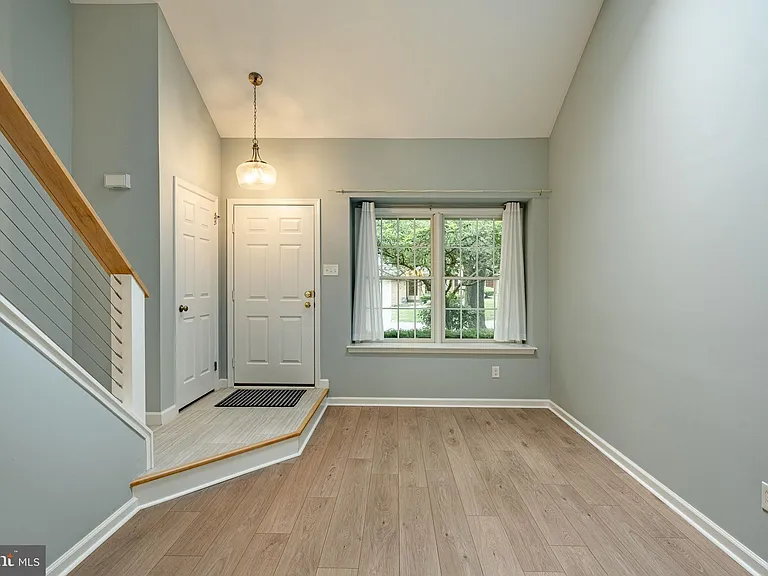 9 Oak Leaf Ln — Photo 5