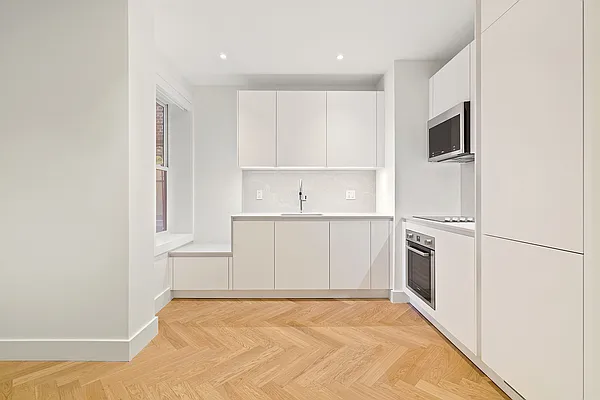 Rented by Compass | media 6