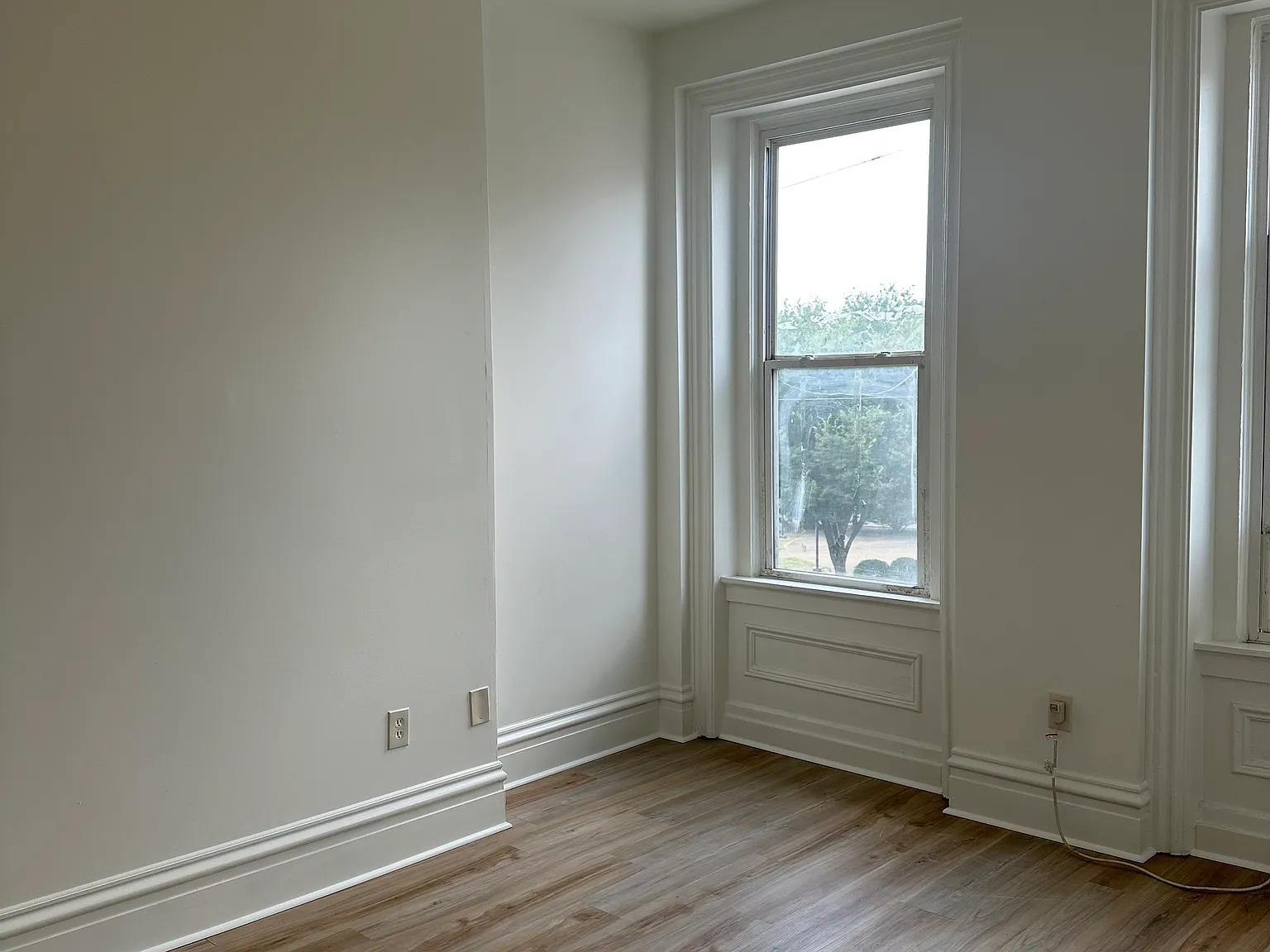 3 bed, 1600 sqft, $1,400 — Photo 4