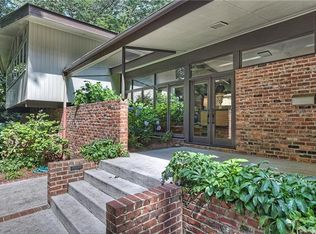 2236 Ferncliff Rd, Charlotte, NC 28211