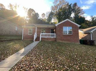 1019 N Manor Dr, High Point, NC 27260