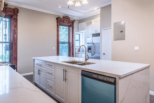 Rented by Owner | media 8