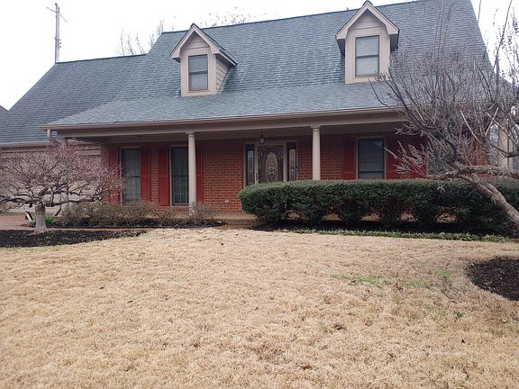 2nd image of 7597 Dexter Manor Dr