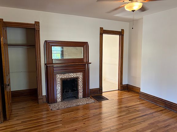 2nd image of 536 Lyon St NE #1