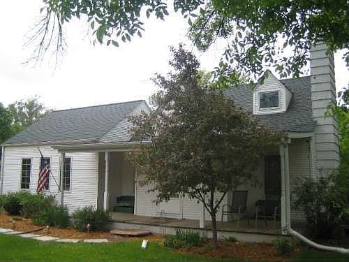 2nd image of 2101 N Dakota Ave