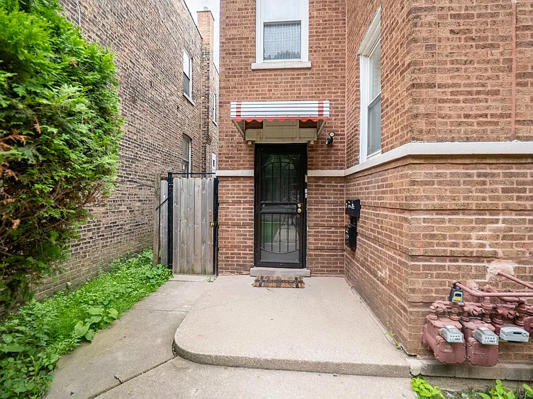 1640 N Linder Ave #2 — Photo 29