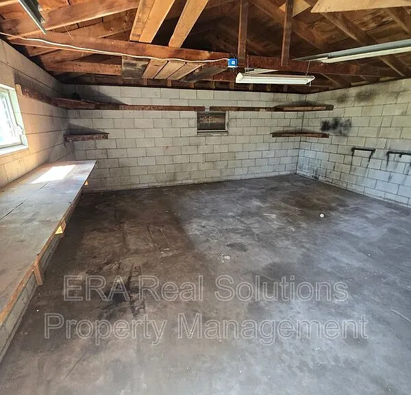 5106 Harbor Blvd — Photo 3