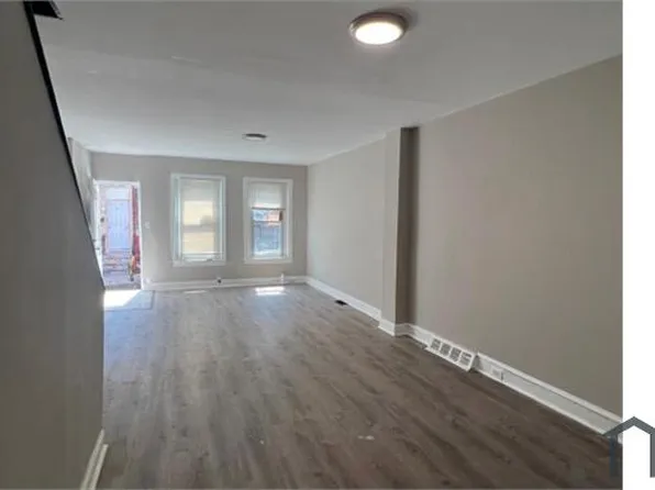 833 E Willard St, Philadelphia, PA 19134