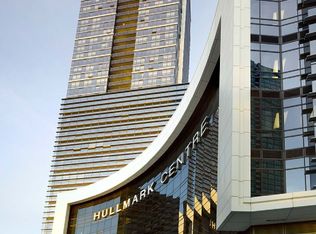 5 Sheppard Ave E #2225, Toronto, ON M2N0G4