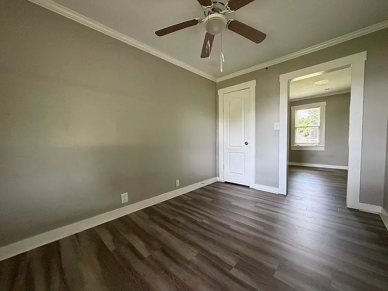 1907 McGee Rd — Photo 10