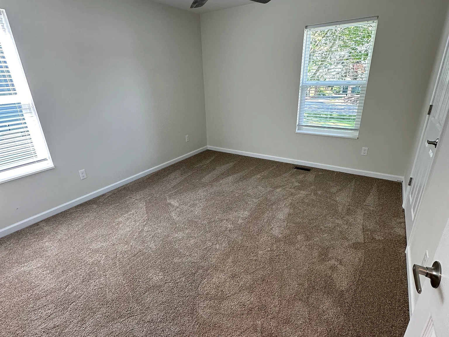 Glenrose St, Auburn Hills — Photo 4
