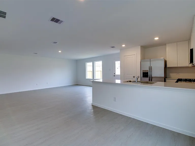 10915 Tawny Rdg — Photo 14