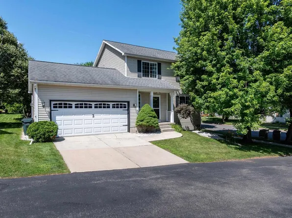 5241 Ridge Oak Drive, Madison, WI 53704
